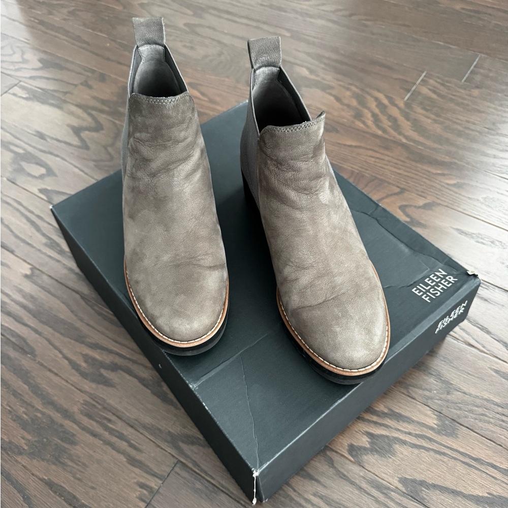 Eileen Fisher Ladd Wedge Bootie - Graphite Nubuck in Sz 7 1/2